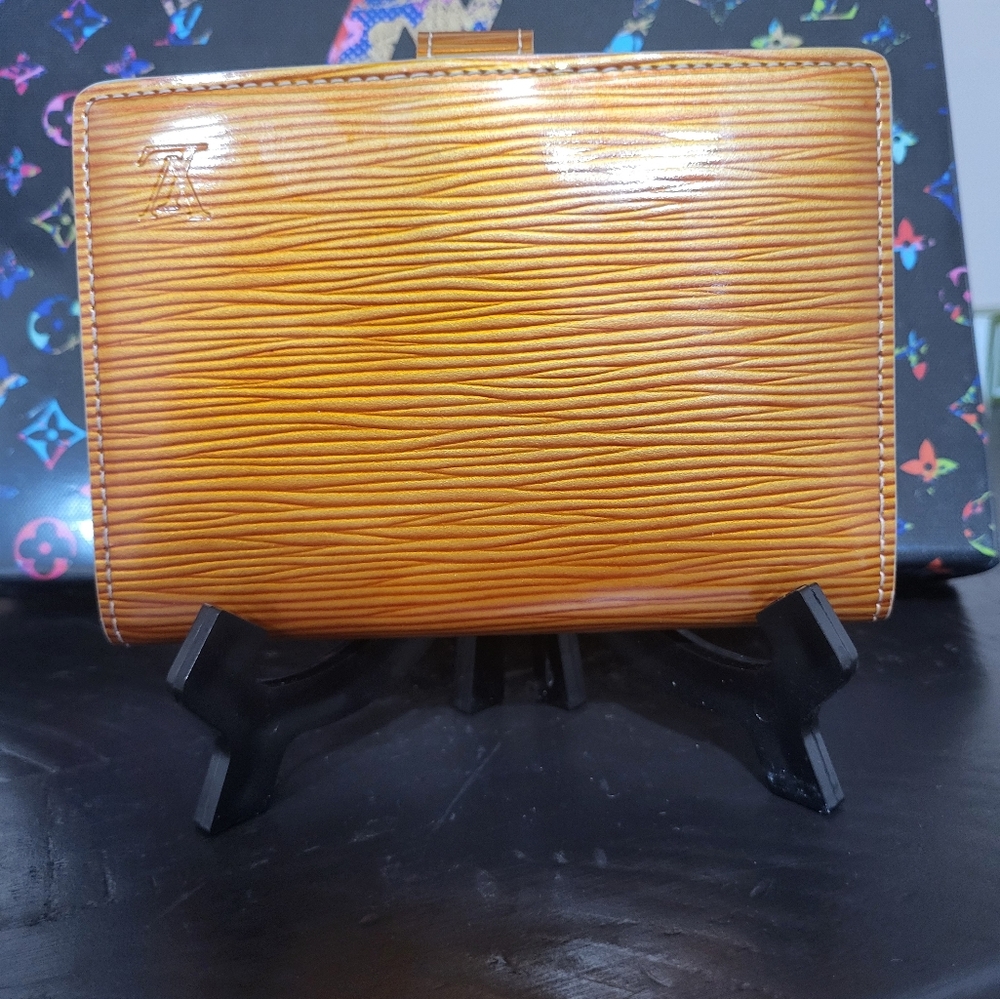 Louis Vuitton Cyber Epi Agenda PM Authentic